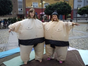 SUMO OBLEKY